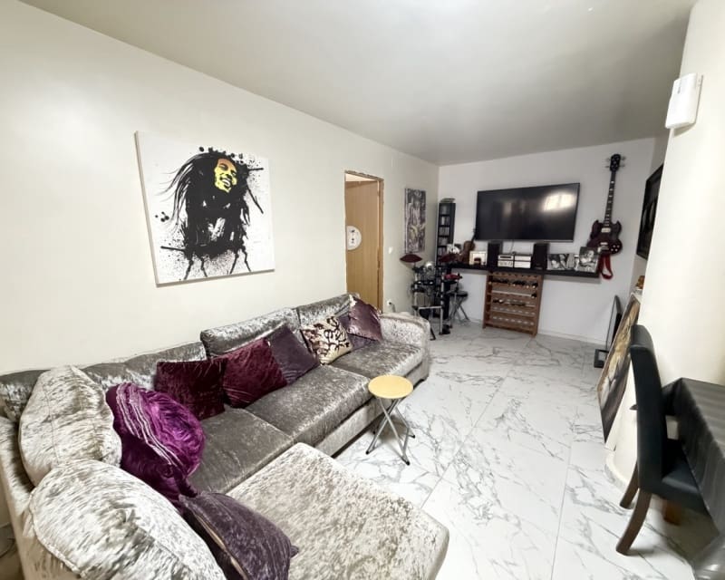 4 soveværelse Villa til salg i Villamartin med swimmingpool - € 399.995 (Ref: 9895517)