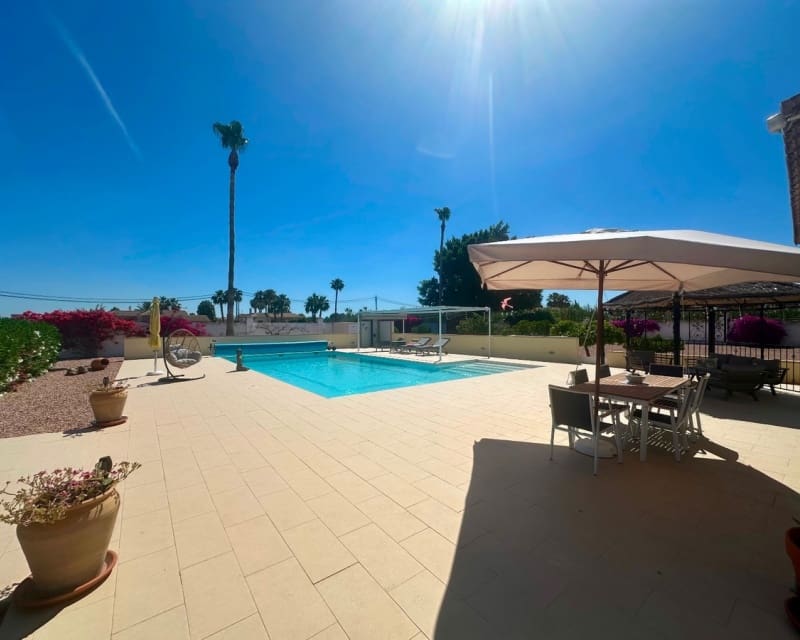 3 chambre Villa/Maison à vendre à Catral avec piscine - 435 000 € (Ref: 9895520)