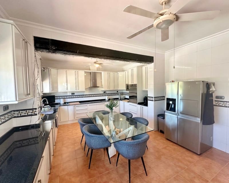 3 chambre Villa/Maison à vendre à Catral avec piscine - 435 000 € (Ref: 9895520)