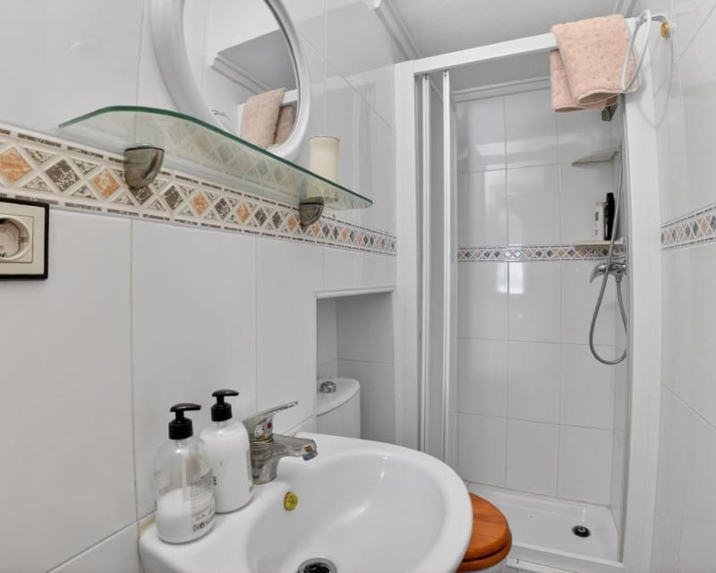 3 quarto Apartamento para venda em La Siesta com piscina - 195 000 € (Ref: 9895523)