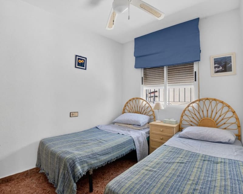 3 quarto Apartamento para venda em La Siesta com piscina - 195 000 € (Ref: 9895523)