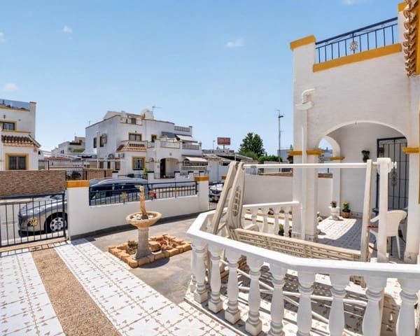 3 quarto Apartamento para venda em La Siesta, Torrevieja com piscina - 195 000 € (Ref: 9895523)