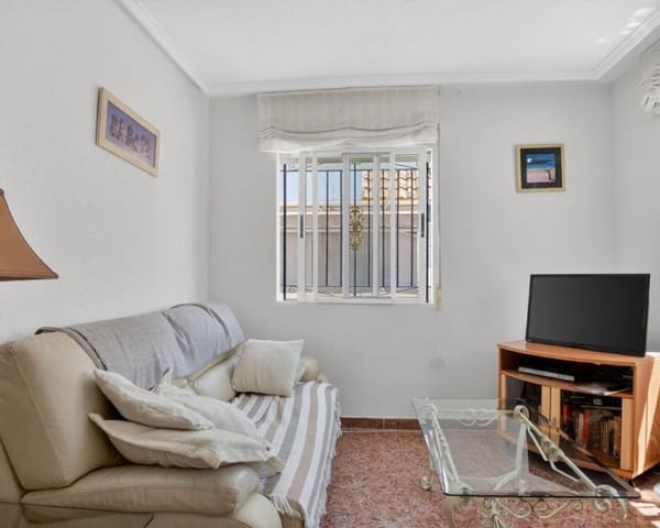 3 quarto Apartamento para venda em La Siesta, Torrevieja com piscina - 195 000 € (Ref: 9895523)