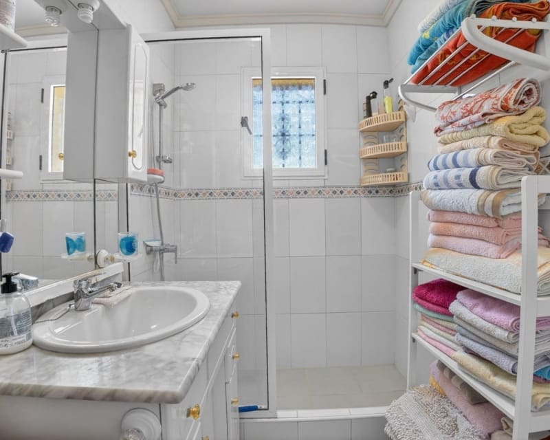 3 quarto Apartamento para venda em La Siesta com piscina - 195 000 € (Ref: 9895523)