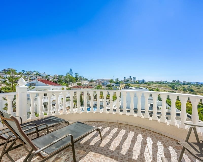 3 slaapkamer Villa te koop in Ciudad Quesada - € 495.000 (Ref: 9895524)