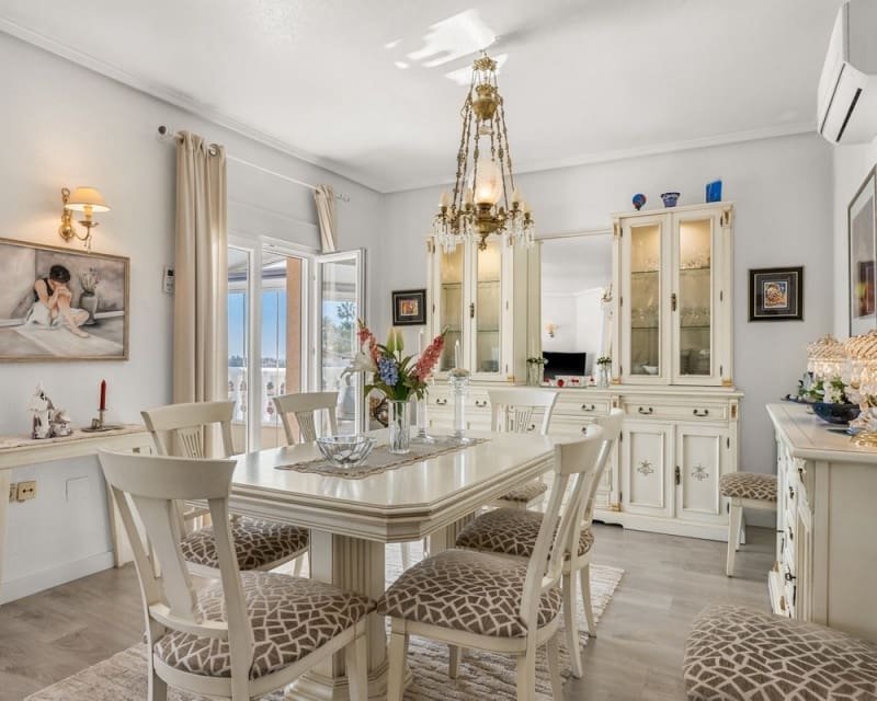3 slaapkamer Villa te koop in Ciudad Quesada - € 495.000 (Ref: 9895524)