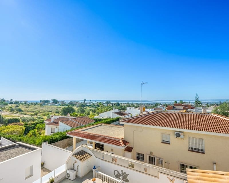 3 slaapkamer Villa te koop in Ciudad Quesada - € 495.000 (Ref: 9895524)