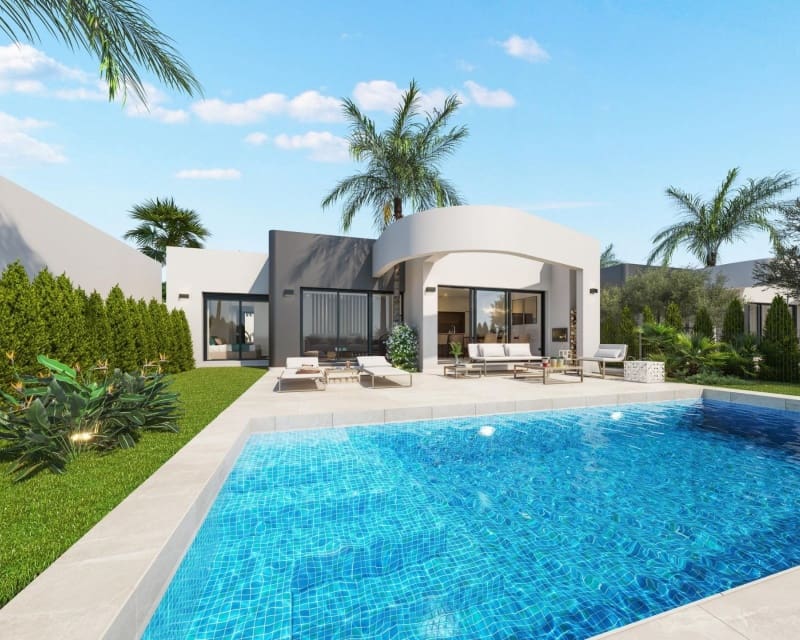 3 soverom Villa til salgs i Los Alcazares med svømmebasseng - € 550 000 (Ref: 9895525)