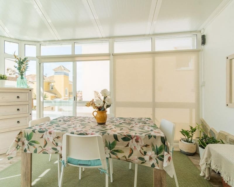 4 soveværelse Villa til salg i Villamartin med swimmingpool - € 399.000 (Ref: 9895526)