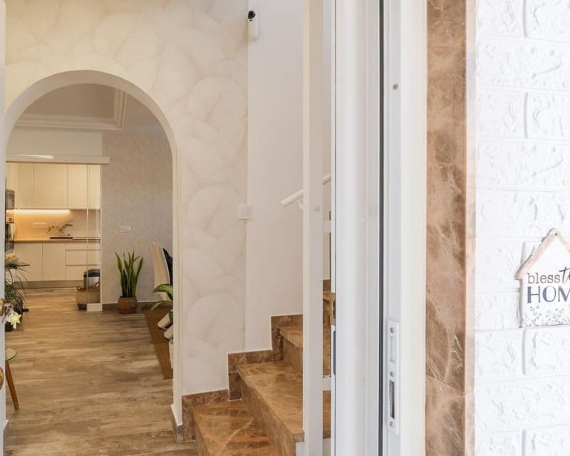 4 soveværelse Villa til salg i Villamartin med swimmingpool - € 399.000 (Ref: 9895526)