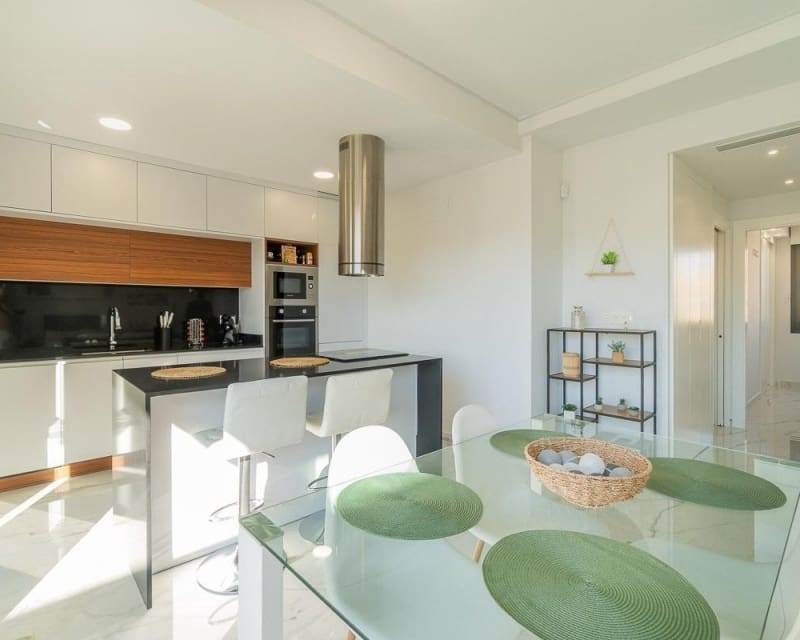 2 bedroom Apartment for sale in Villamartin with pool - € 255,000 (Ref: 9895527)