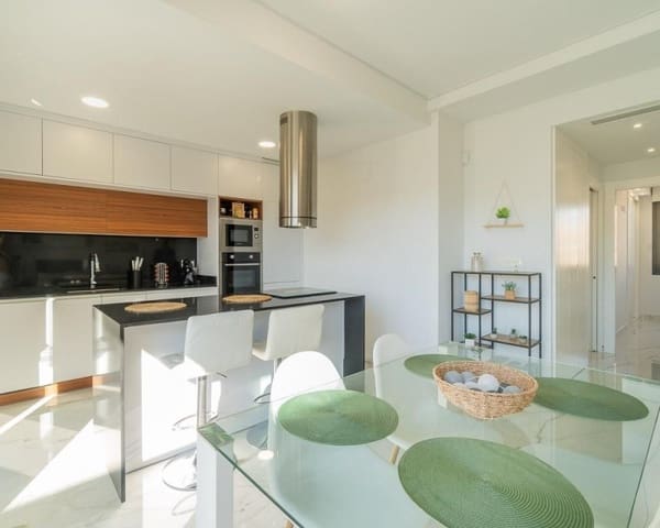 2 bedroom Apartment for sale in Villamartin, Orihuela with pool - € 255,000 (Ref: 9895527)