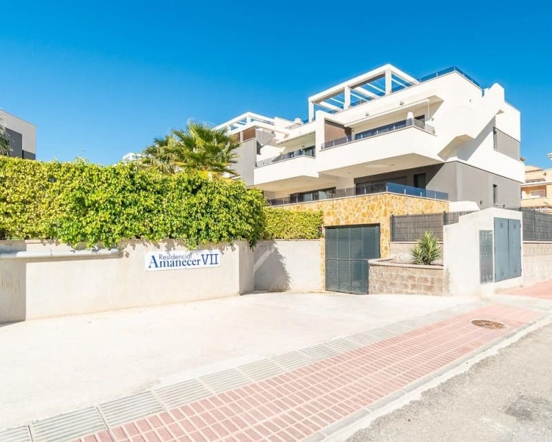 2 bedroom Apartment for sale in Villamartin with pool - € 255,000 (Ref: 9895527)