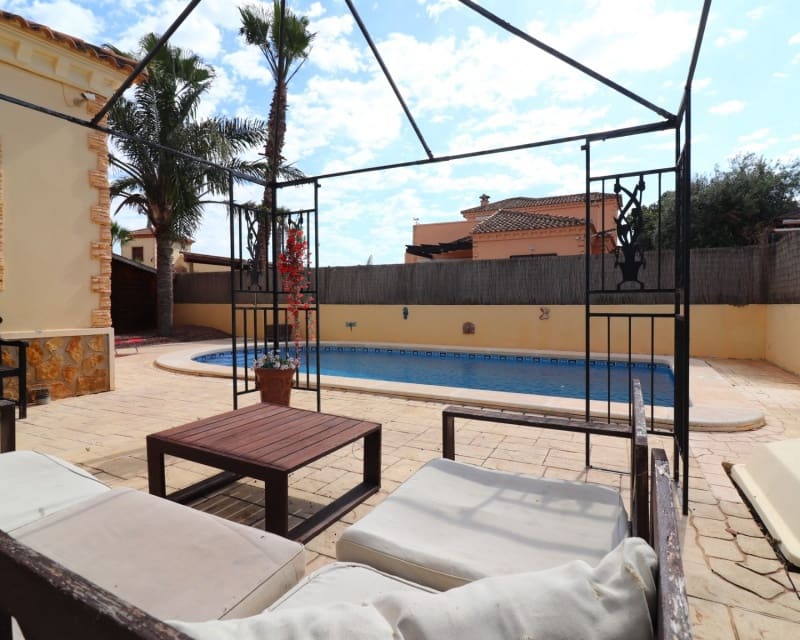 3 camera da letto Villa in vendita in Formentera del Segura con piscina - 365.000 € (Rif: 9895528)