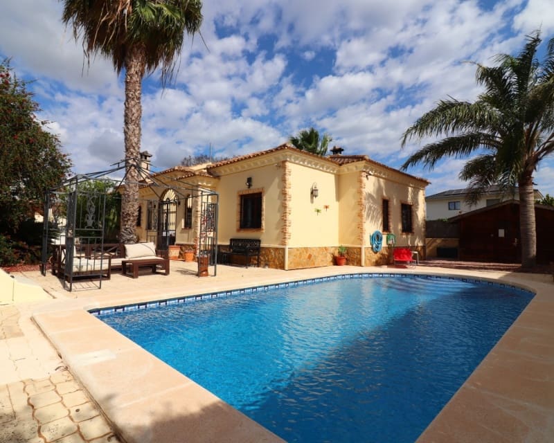 3 camera da letto Villa in vendita in Formentera del Segura con piscina - 365.000 € (Rif: 9895528)