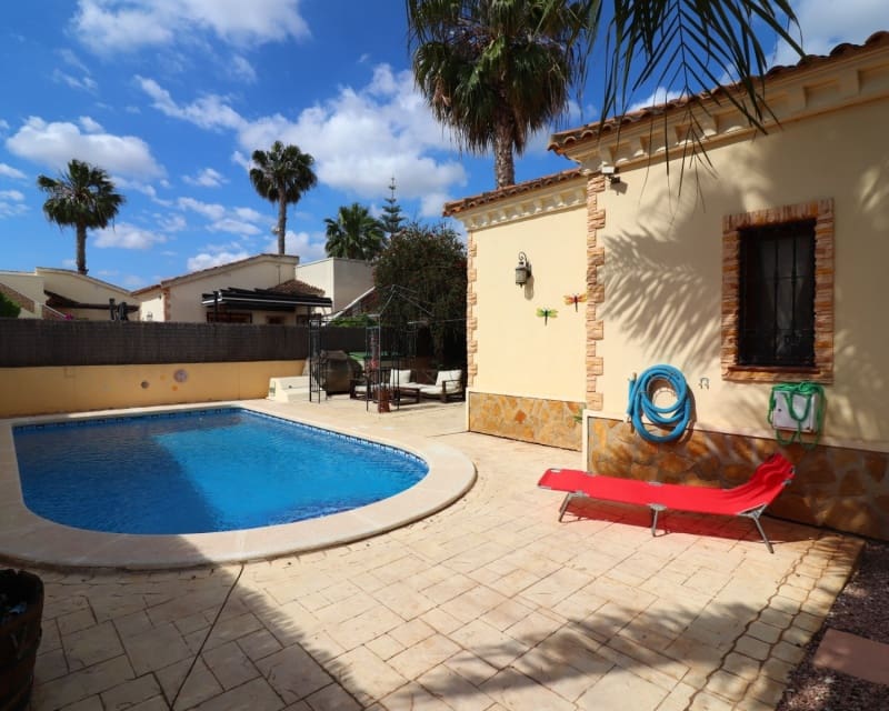 3 camera da letto Villa in vendita in Formentera del Segura con piscina - 365.000 € (Rif: 9895528)