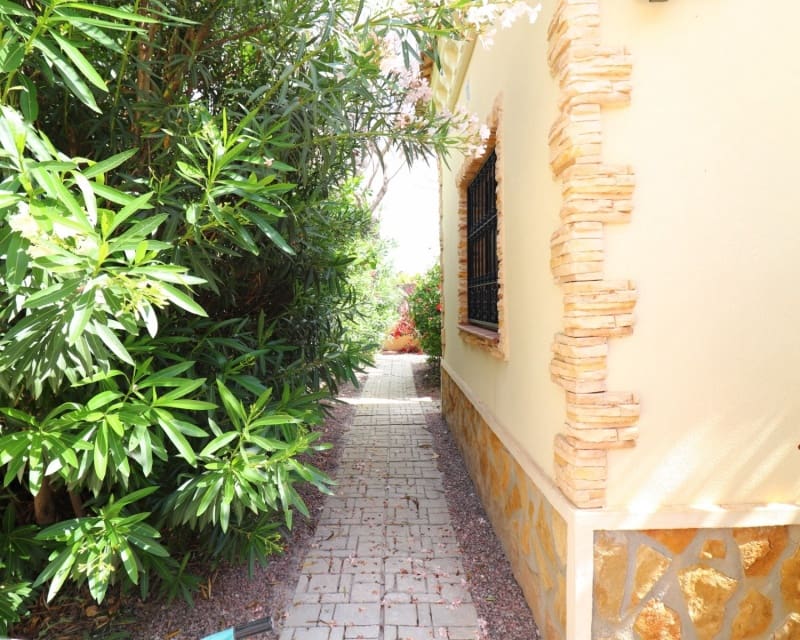 3 camera da letto Villa in vendita in Formentera del Segura con piscina - 365.000 € (Rif: 9895528)