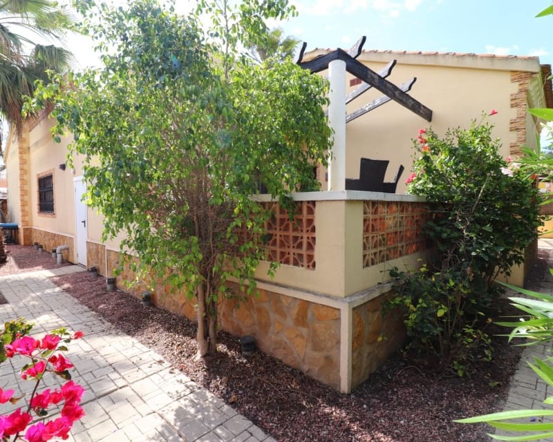 3 camera da letto Villa in vendita in Formentera del Segura con piscina - 365.000 € (Rif: 9895528)