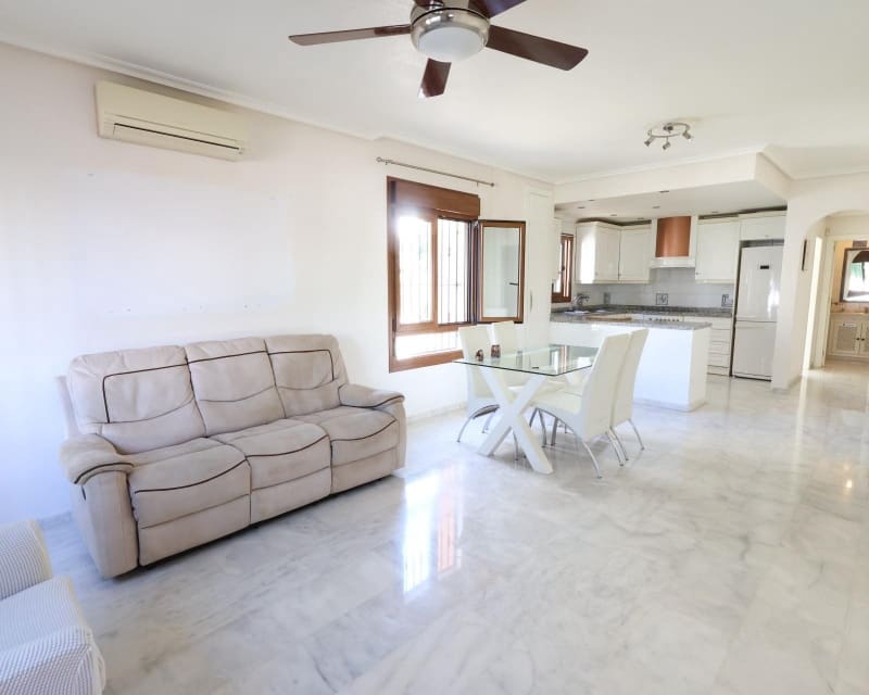2 soveværelse Lejlighed til salg i Villamartin med swimmingpool - € 195.000 (Ref: 9895529)