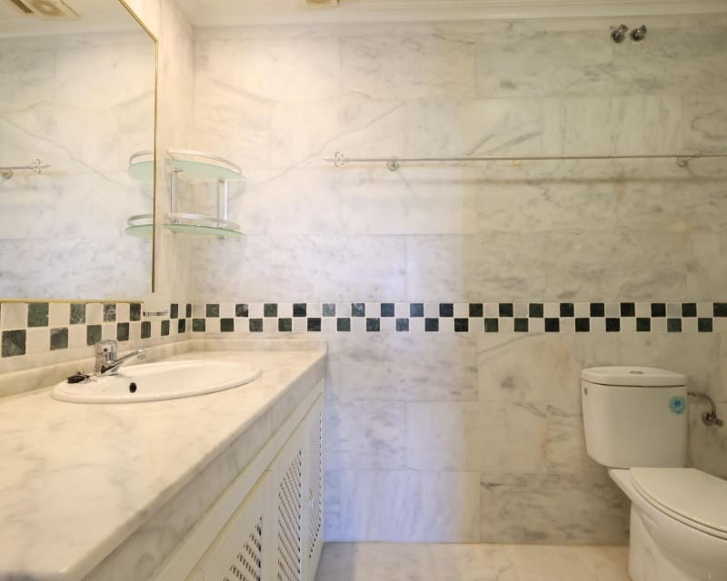 2 soveværelse Lejlighed til salg i Villamartin med swimmingpool - € 195.000 (Ref: 9895529)