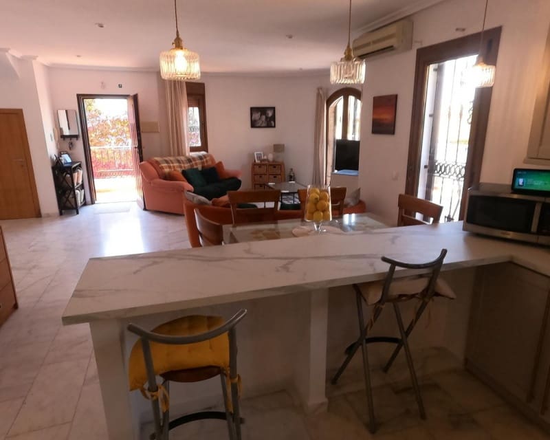 Chalet de 3 habitaciones en Algorfa en venta con piscina - 449.995 € (Ref: 9895531)