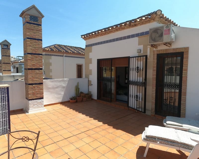 Chalet de 3 habitaciones en Algorfa en venta con piscina - 449.995 € (Ref: 9895531)