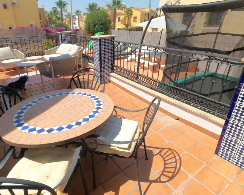 Chalet de 3 habitaciones en Algorfa en venta con piscina - 449.995 € (Ref: 9895531)