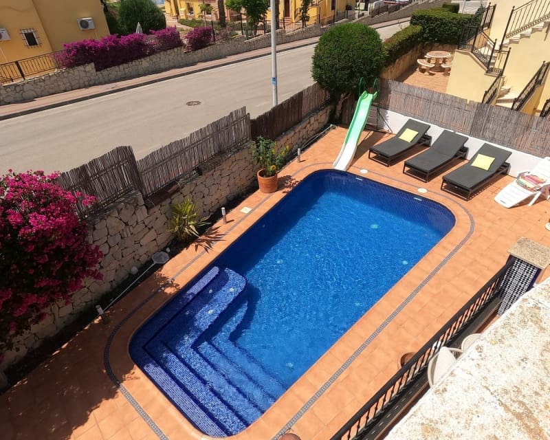 Chalet de 3 habitaciones en Algorfa en venta con piscina - 449.995 € (Ref: 9895531)