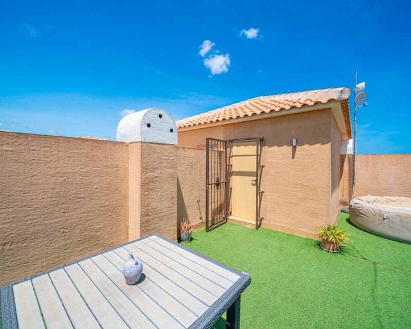 3 soverom Villa til salgs i Ciudad Quesada med svømmebasseng - € 289 000 (Ref: 9912219)