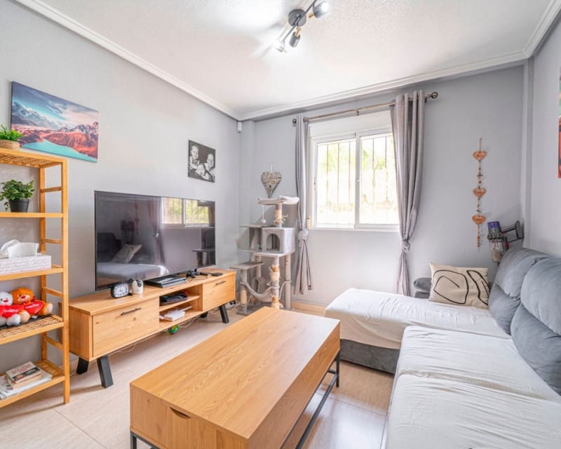 3 soverom Villa til salgs i Ciudad Quesada med svømmebasseng - € 289 000 (Ref: 9912219)