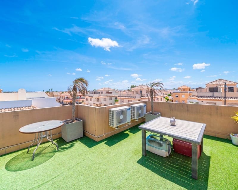 3 soverom Villa til salgs i Ciudad Quesada med svømmebasseng - € 289 000 (Ref: 9912219)