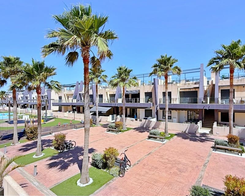 3 soveværelse Lejlighed til salg i Torre de la Horadada med swimmingpool - € 365.000 (Ref: 9926370)