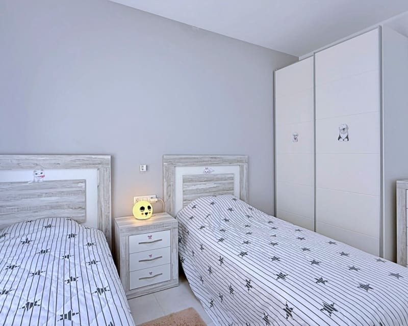 3 soveværelse Lejlighed til salg i Torre de la Horadada med swimmingpool - € 365.000 (Ref: 9926370)