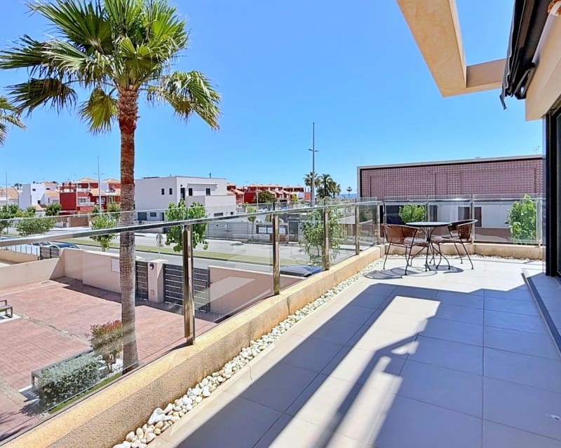 3 soveværelse Lejlighed til salg i Torre de la Horadada med swimmingpool - € 365.000 (Ref: 9926370)