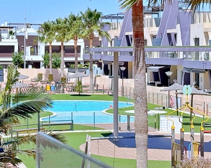 3 soveværelse Lejlighed til salg i Torre de la Horadada med swimmingpool - € 365.000 (Ref: 9926370)