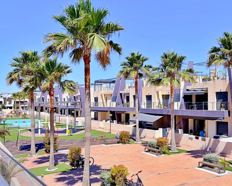 3 soveværelse Lejlighed til salg i Torre de la Horadada med swimmingpool - € 365.000 (Ref: 9926370)
