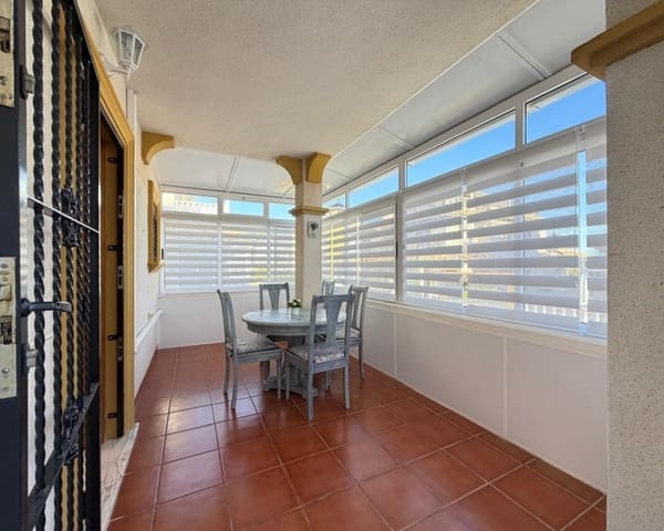 2 soveværelse Villa til salg i Villamartin, Orihuela med swimmingpool garage - € 179.995 (Ref: 9926373)