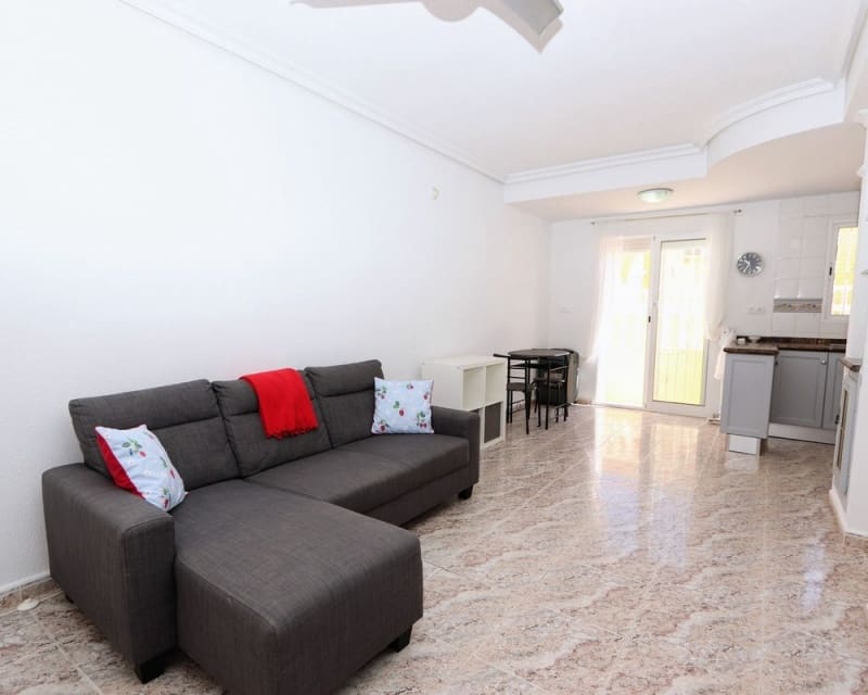 2 soveværelse Byhus til salg i Villamartin med swimmingpool - € 179.900 (Ref: 9926377)