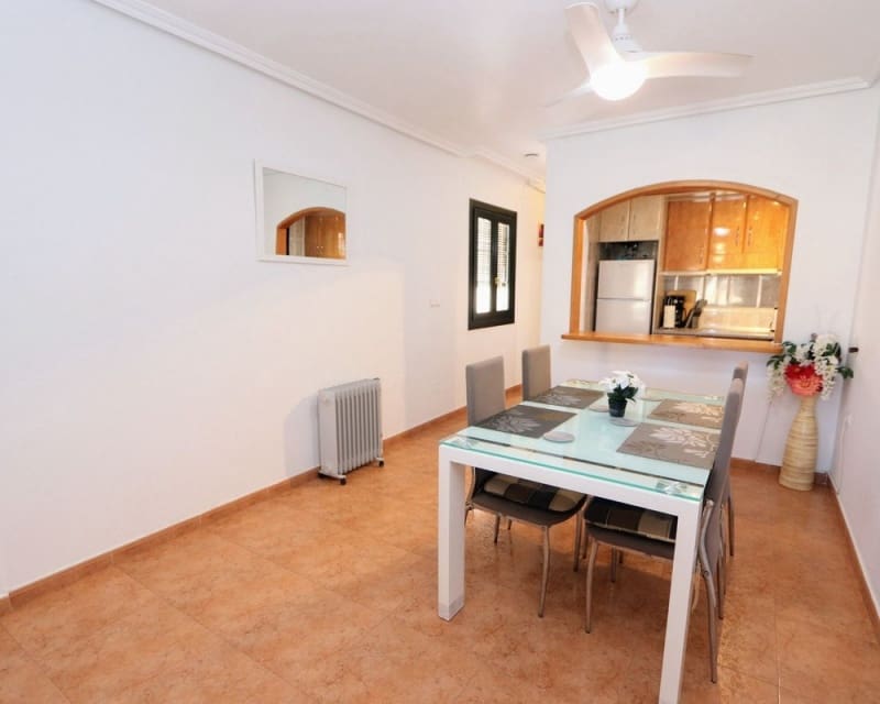 Apartamento de 2 habitaciones en Los Alcázares en venta con garaje - 155.000 € (Ref: 9926379)