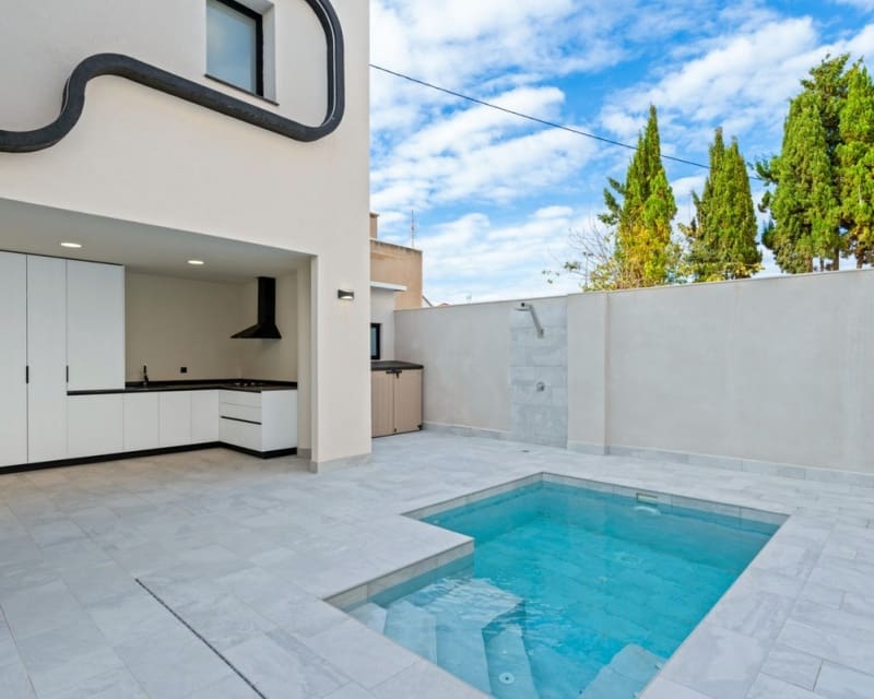 4 soveværelse Villa til salg i Torre de la Horadada med swimmingpool garage - € 649.000 (Ref: 9926381)
