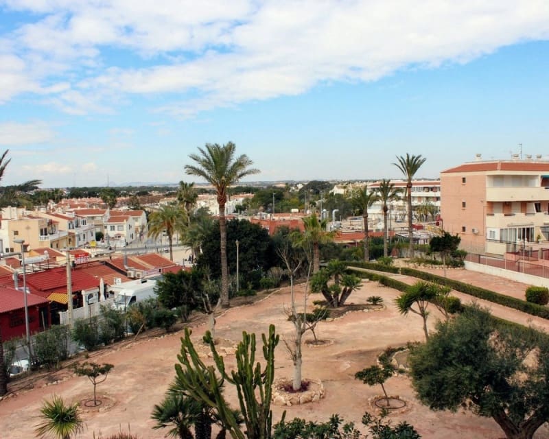 Apartamento de 3 habitaciones en Pilar de la Horadada en venta con garaje - 450.000 € (Ref: 9926384)