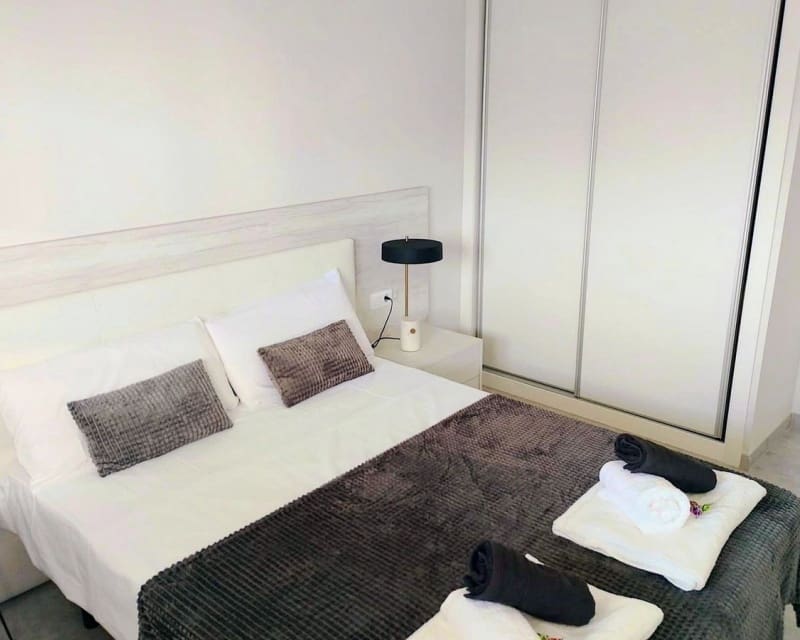 2 makuuhuone Huoneisto myytävänä paikassa Villamartin mukana uima-altaan 
autotalli - 269 000 € (Ref: 9926386)