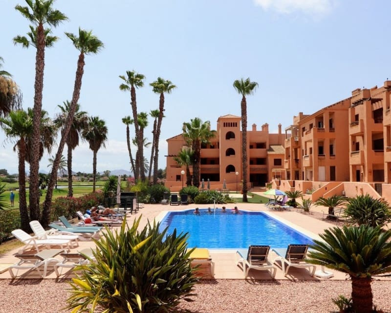3 soveværelse Lejlighed til salg i Los Alcazares med swimmingpool garage - € 245.000 (Ref: 9926389)