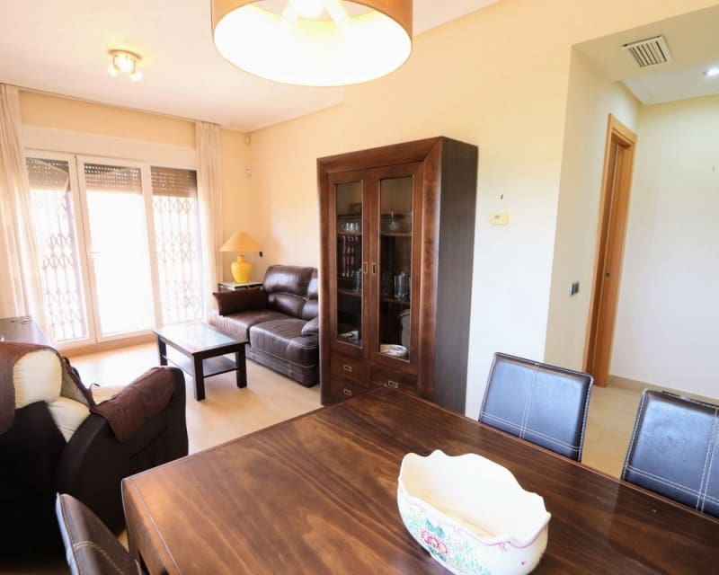 3 soveværelse Lejlighed til salg i Los Alcazares med swimmingpool garage - € 245.000 (Ref: 9926389)