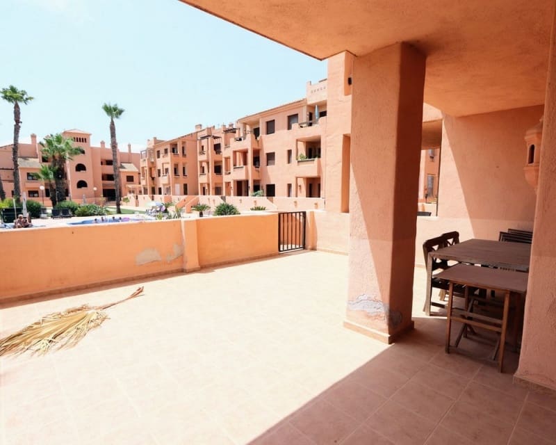 3 soveværelse Lejlighed til salg i Los Alcazares med swimmingpool garage - € 245.000 (Ref: 9926389)