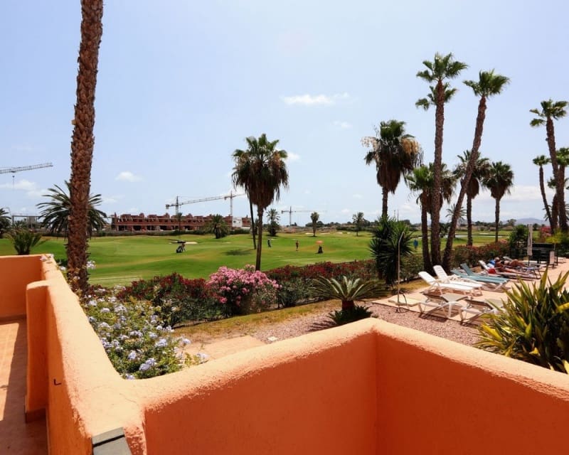 3 soveværelse Lejlighed til salg i Los Alcazares med swimmingpool garage - € 245.000 (Ref: 9926389)