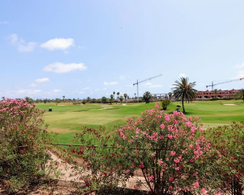 3 soveværelse Lejlighed til salg i Los Alcazares med swimmingpool garage - € 245.000 (Ref: 9926389)