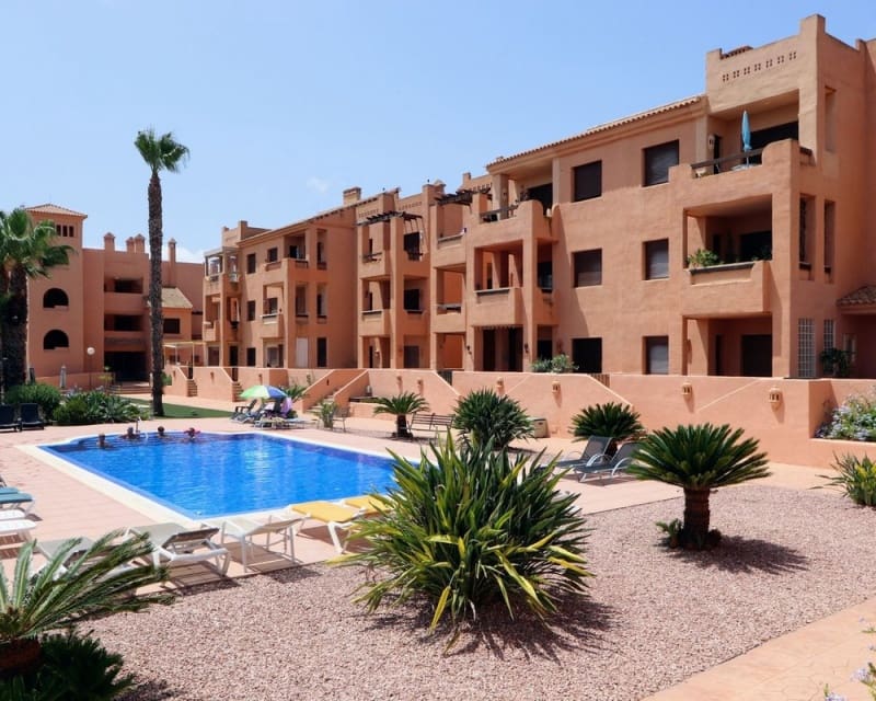3 soveværelse Lejlighed til salg i Los Alcazares med swimmingpool garage - € 245.000 (Ref: 9926389)