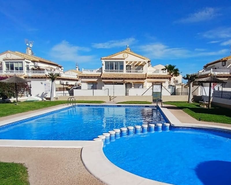 3 quarto Casa em Banda para venda em Orihuela Costa com piscina - 279 000 € (Ref: 9926390)