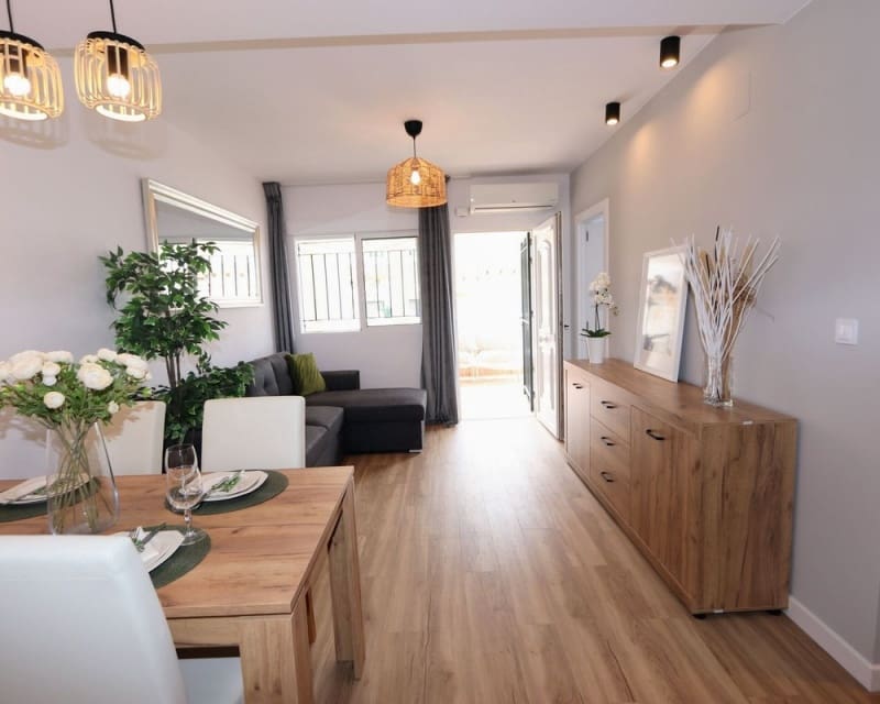 3 quarto Casa em Banda para venda em Orihuela Costa com piscina - 279 000 € (Ref: 9926390)